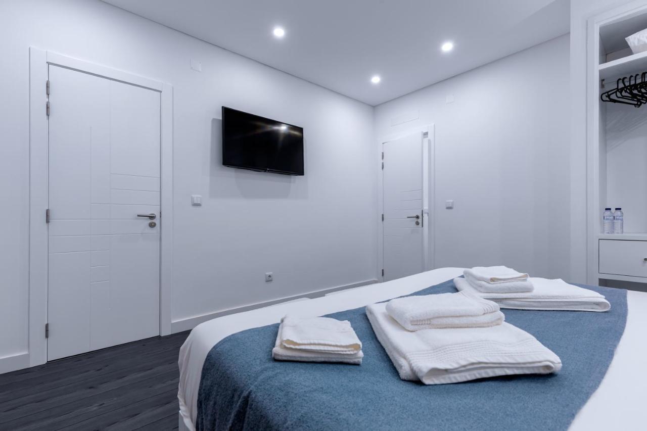 Ilheu 25 Peniche House Bed & Breakfast エクステリア 写真